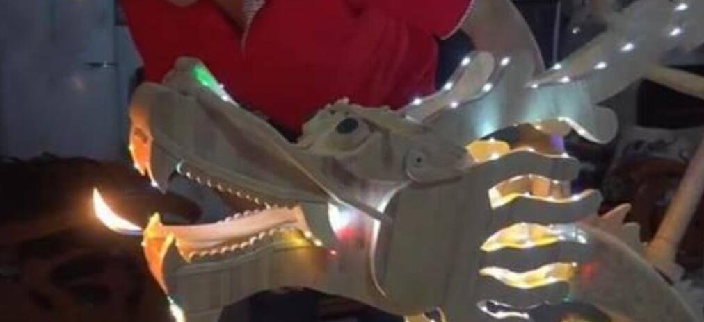 用22000跟雪糕棍做龙行自行车,这车有什么制作意义?