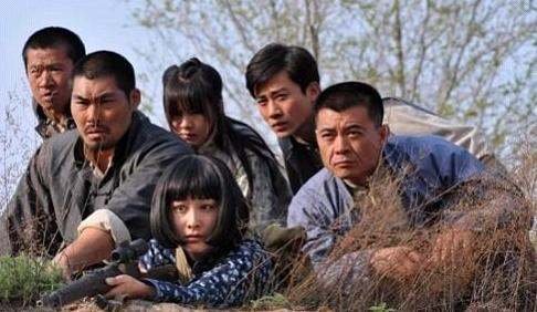 裤裆藏雷、徒手撕鬼子、包子变炸弹,哪些抗战剧一个比一个雷人?