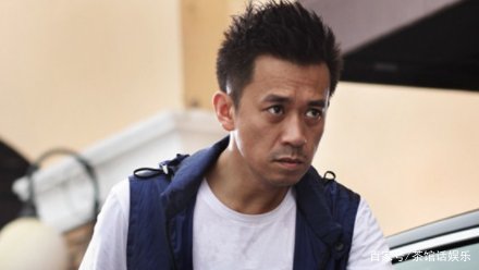 王学兵3段婚姻2次净身出户,最后和张芊芊女主播闪婚后如今过得怎么样?