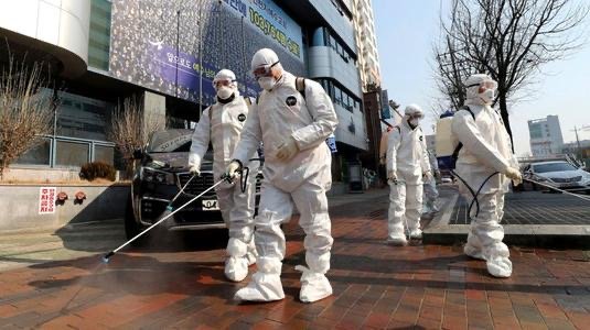 疫情致整体入睡时间延迟2到3小时，产生此现象的原因是什么？