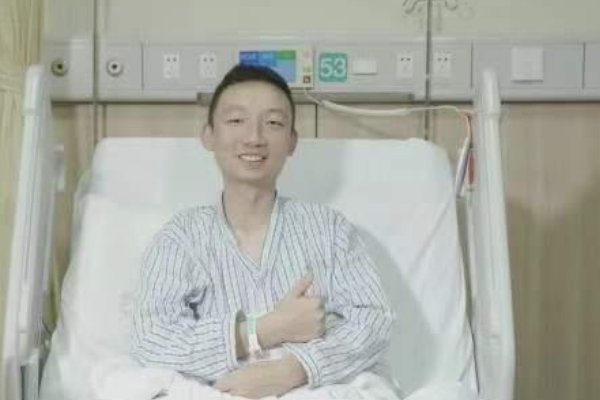 错换人生28年患癌青年姚策遗体已火化,回顾这一年来,姚策都经历了什么?