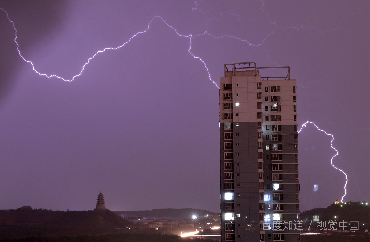 震惊！男子两年之内被雷劈中11次，是天灾还是人祸？