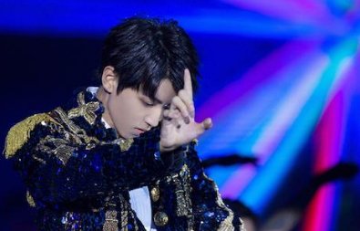 王俊凯拍摄北电毕业照,他是什么时候毕业的?