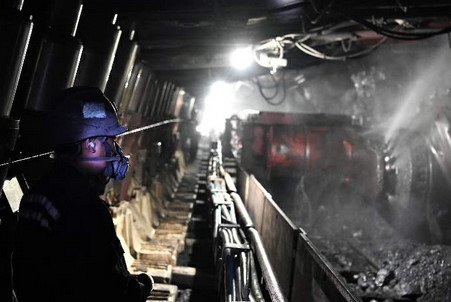 全国煤炭日产量1205万吨创历史新高，全国煤炭的行情如何？