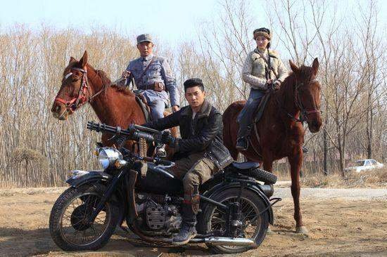 裤裆藏雷、徒手撕鬼子、包子变炸弹,哪些抗战剧一个比一个雷人?