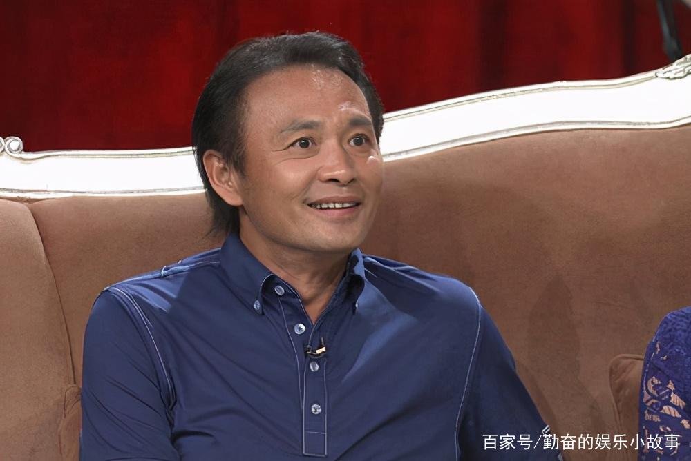 老戏骨丁志诚,亲姐姐残疾,不辞辛苦照顾30年,57岁为何孑然一身?