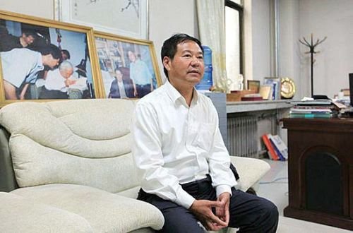 蓝翔董事长前妻曾是因何入狱的？