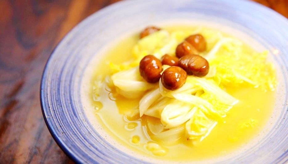 扒栗子白菜是哪里的菜？新手在家该怎么做？