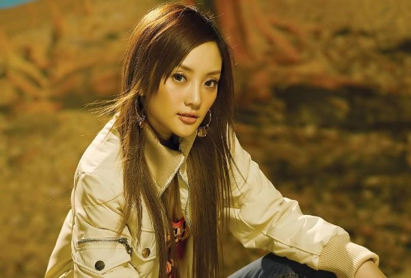 李小璐晒游玩视频故意打马赛克疑似和贾乃亮复合,事情的真相是什么?