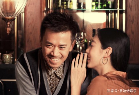 王学兵3段婚姻2次净身出户,最后和张芊芊女主播闪婚后如今过得怎么样?