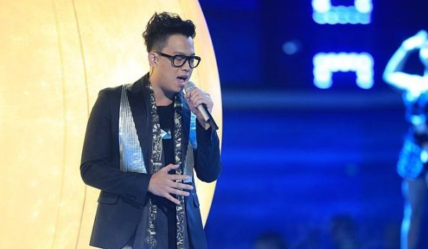 歌手李琦是一个什么样的人?