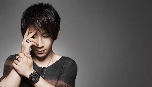 刘谦吞针穿线好吓人,他这是怎么做到的?