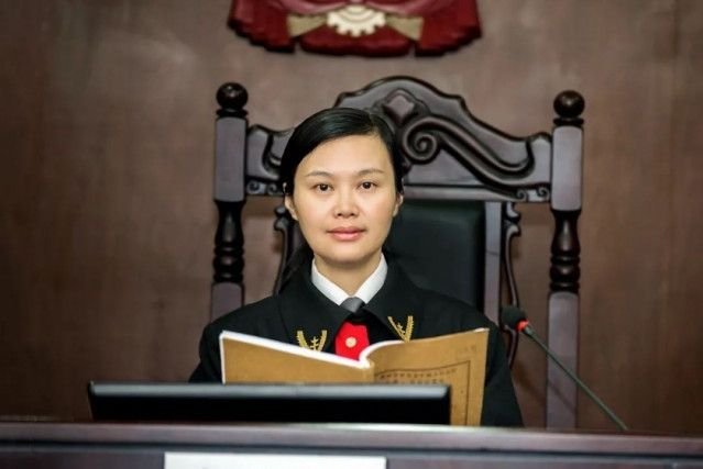 女法官遇刺牺牲前的最后一句话令众人泪目，她到底说了什么？