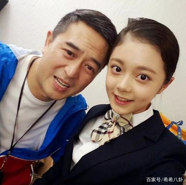 张嘉译和杜志国,谁才是圈中模范好男人?