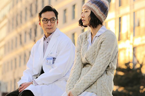 白百何演《肿瘤君》后还帮助该原型的父母，如何看待此事？