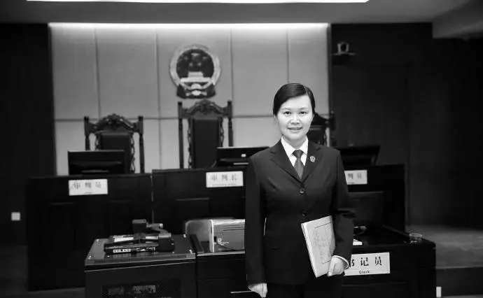 女法官遇刺牺牲前的最后一句话令众人泪目,她到底说了什么?