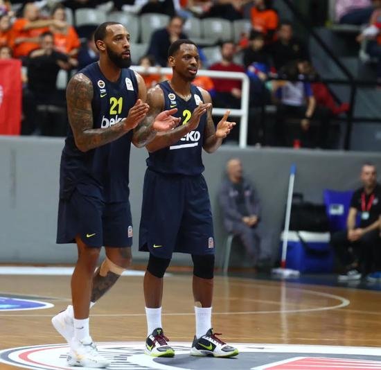 NBA2011年选秀的榜眼是谁?