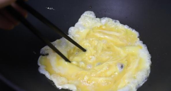 韭黄炒蛋怎么做?