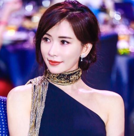 林志玲讨回400万《极限挑战》通告费，明星这一行业有多挣钱？