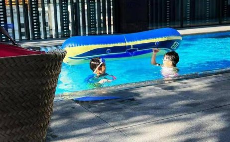 林志颖妻子陈若仪晒两儿子泳池照，称：“一切都会越来越好”，怎么样了？