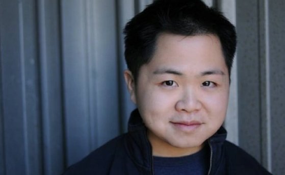 破产姐妹里的憨是谁