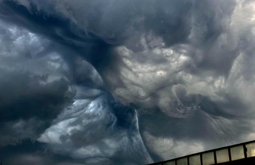 天津出现“诡异云”像极了大片场景,这种景象是如何形成的?