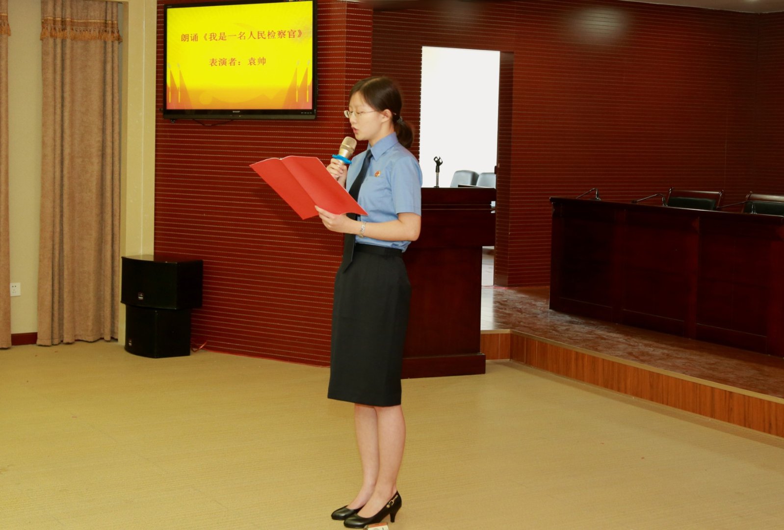 检察官到底是干什么的