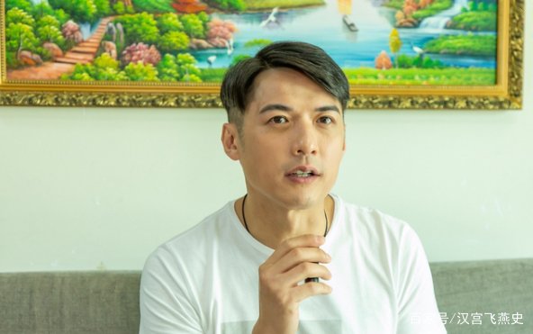 TVB重播偶像剧,男二号李雨阳离巢前年收入1千多,如今的他现状如何?