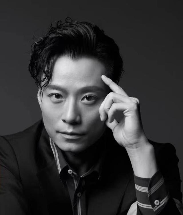 《神探大战》陈志健扮演的警察“杀疯了”，你怎么评价他的演技？