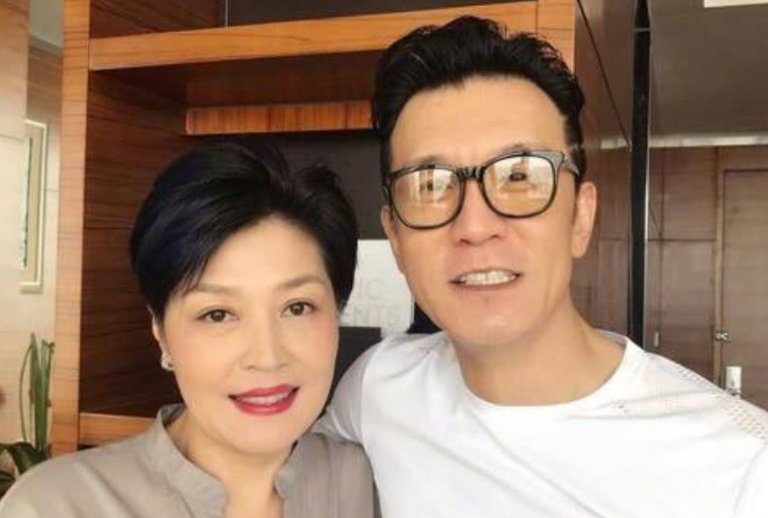 哈文的老公是谁?