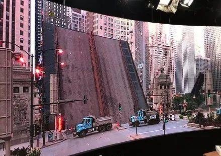 芝加哥发生大规模抢劫事件，为应对此事芝加哥是怎么做的？