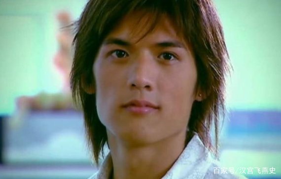 TVB重播偶像剧,男二号李雨阳离巢前年收入1千多,如今的他现状如何?