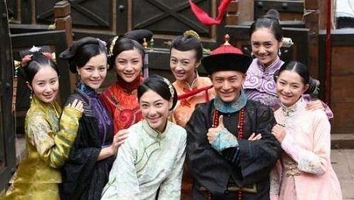 两个人在一起都会吵架，古代“三妻四妾”难道不会经常吵架吗？