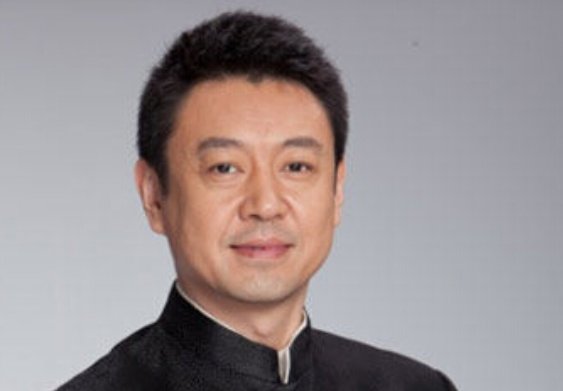 10年换了5个老婆，被称为“最渣主持人”，你知道他是谁吗？