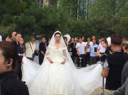 李晓霞大婚详细情况是什么样?