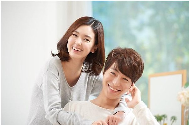 孙俪邓超穿情侣装秀恩爱,夫妻之间有哪些增进感情的方法?