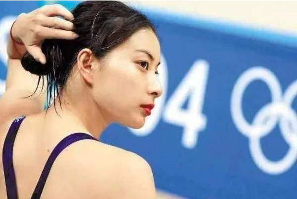中国女子游泳队里面，有哪些实力和颜值俱佳的女神？