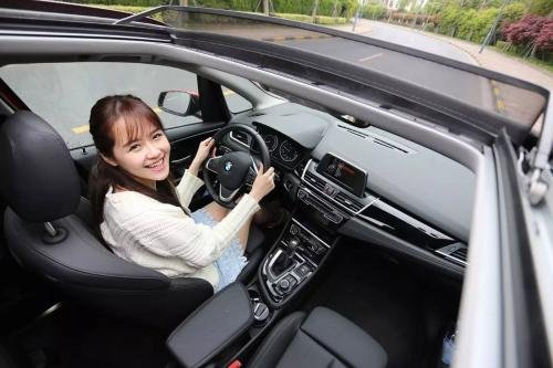 女子和驾校教练开房，被老公发现后称被胁迫，案情和人心谁更复杂？