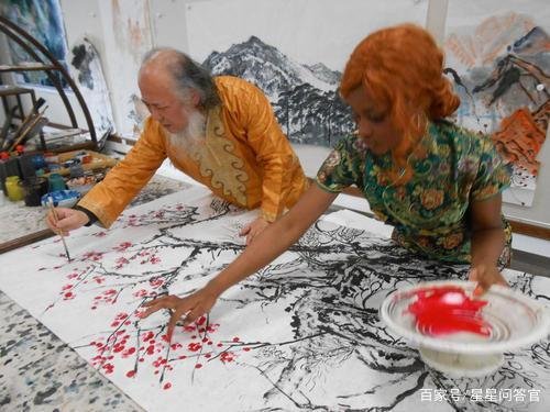 为娶21岁非洲美女，52岁知名画家杨彦花4000万举行婚礼，现状如何？