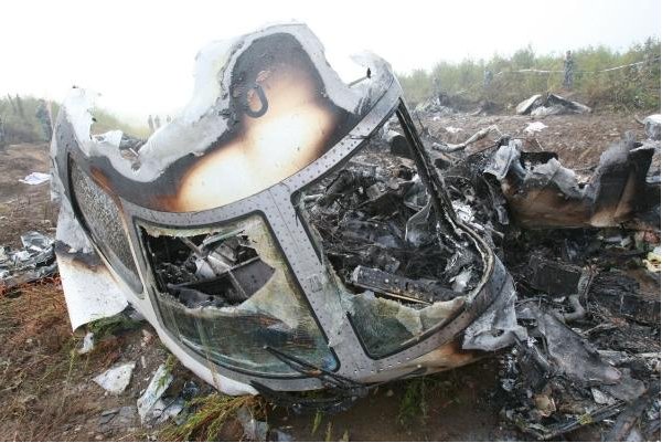 巴西一业余球队遇空难,具体原因是什么?