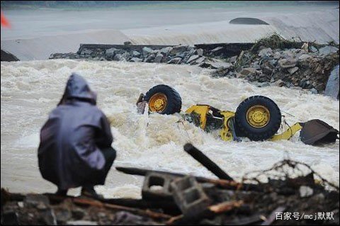 平顶山遭到暴雨袭击,给当地造成了哪些影响和损失?