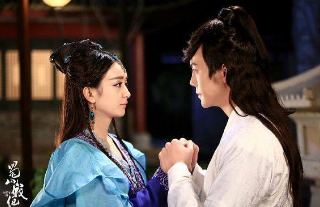 陈伟霆赵丽颖央视五四晚会合唱，他们都有过哪些合作？