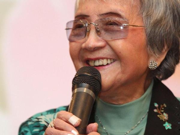 ”上海滩七大歌后“歌手姚莉去世,她在音乐界有过哪些辉煌成就?