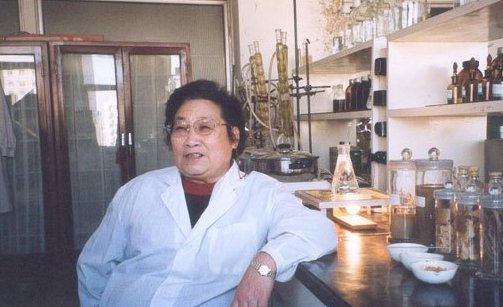 屠呦呦个人生平事迹