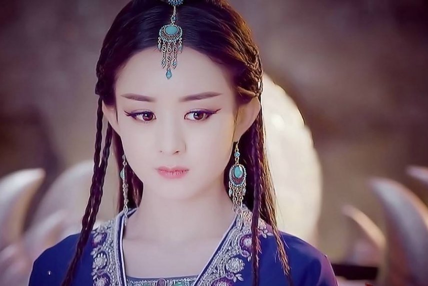 赵丽颖产后首次亮相身材照，身材依旧青春光彩，她保持身材的秘诀是什么？