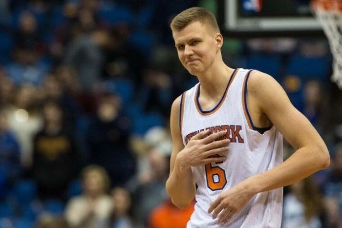 塔克在湖人担任什么位置?