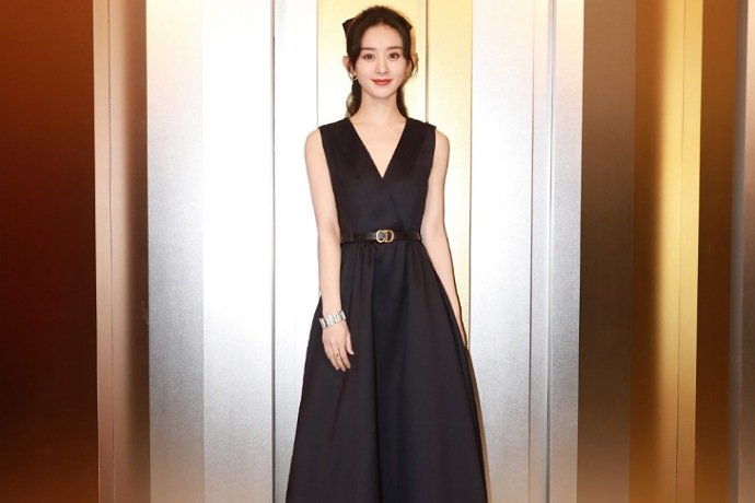 赵丽颖《理想照耀中国》杀青,告别四个小朋友,她这次出演的是什么角色?