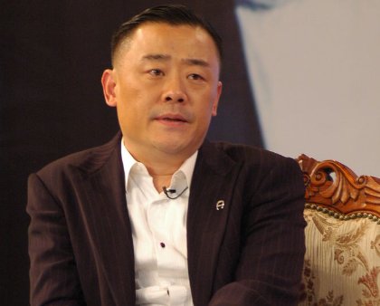 周立波沉默多年后终于发声了，为什么做的第一件事就是吐槽自己的妻子呢？