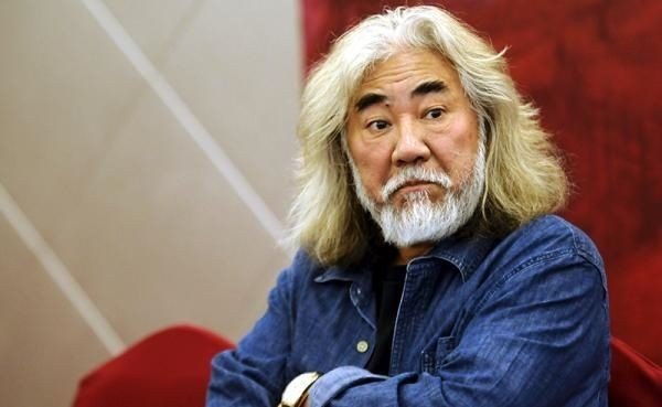 张纪中被刘亦菲吐槽，他做错了什么？