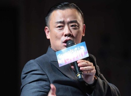 周立波沉默多年后终于发声了，为什么做的第一件事就是吐槽自己的妻子呢？